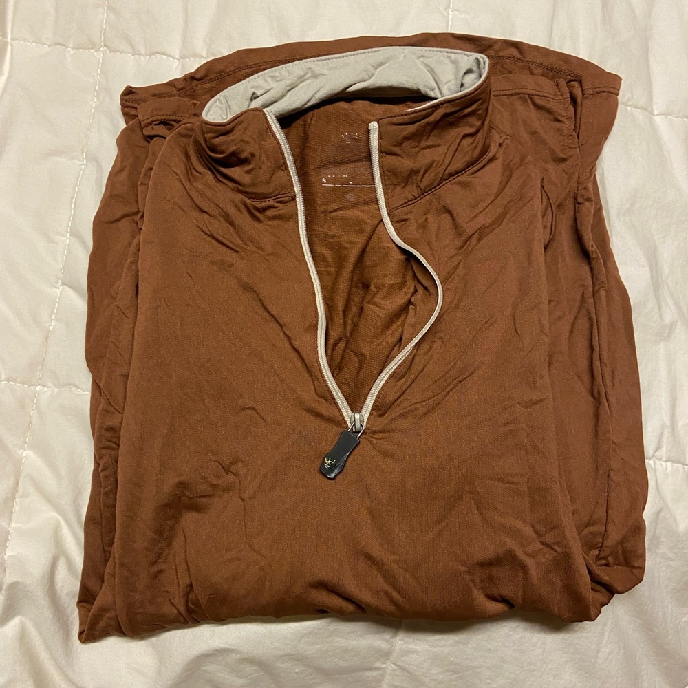 Kastel Denmark sunshirt, men’s size small/women’s size medium/large